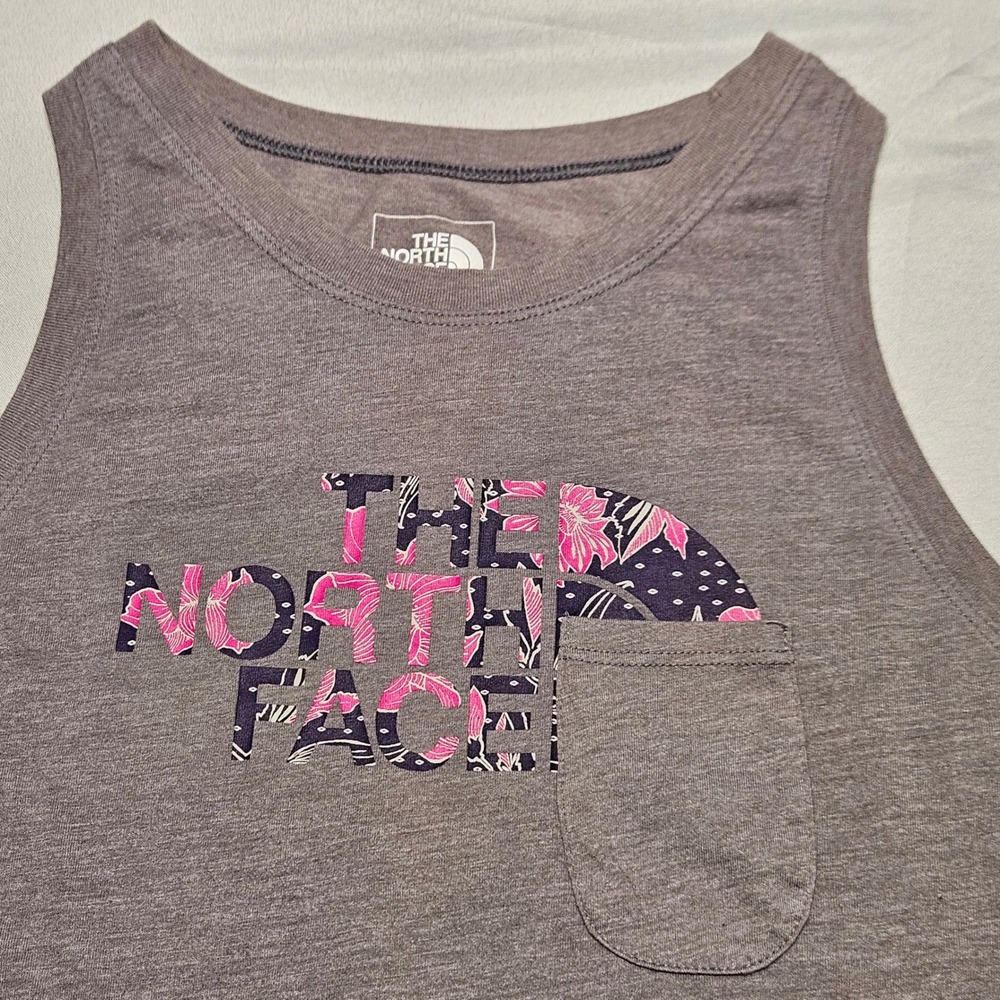 The North Face Tank Top Womens Medium Gray Floral Logo Slim Fit NF0A359UDY